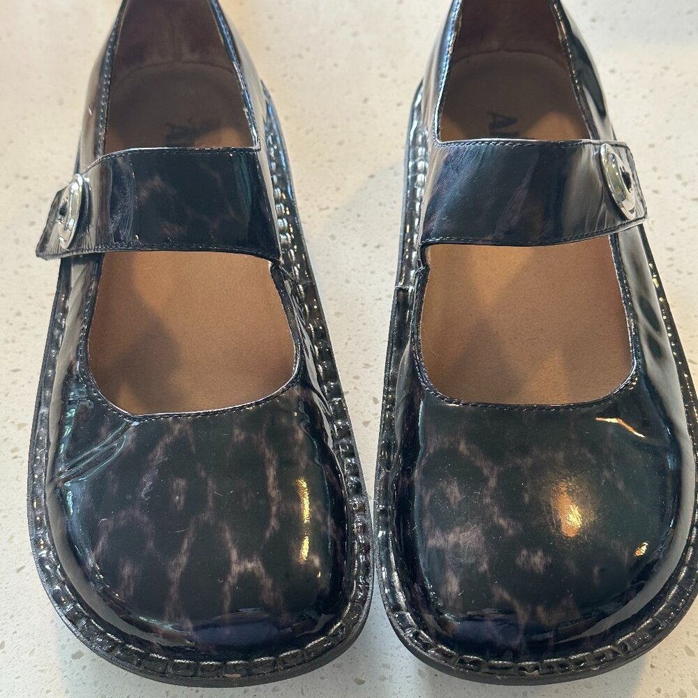 Algeria Womens Mary Jane Clogs